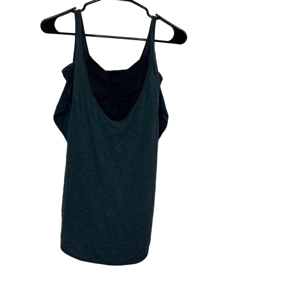 Lululemon Twist and Turn Tank - Picture 3 of 7